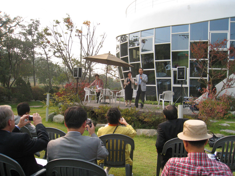 20081021_��� ������б� �� ��âȸ ���� �ؿ��� �湮4.JPG